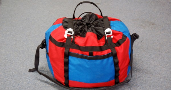 Vortex Mesh Pocket Drawstring Bag – SWAGWEAR